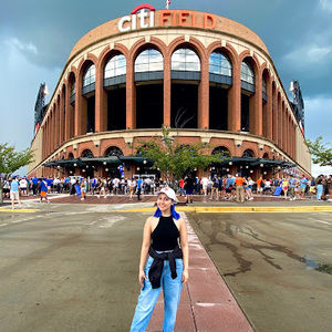 Meet your Posher, Javi